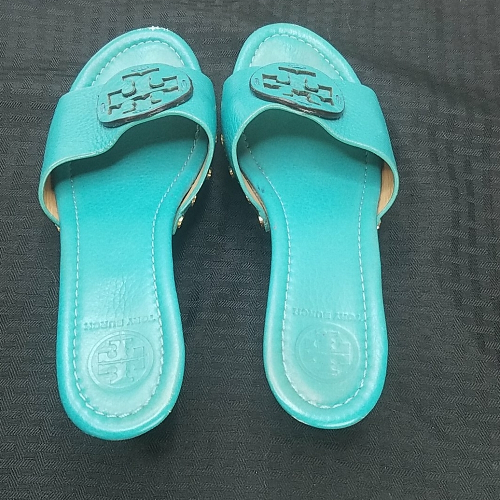 *SOLD* Tory Burch Turquoise Leather Platforms 7.5 - Picture 5 of 7